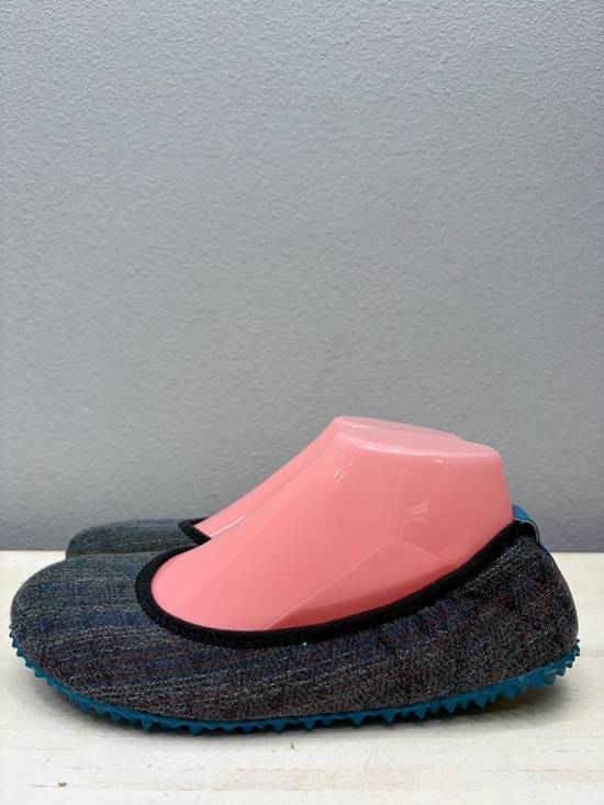 PLAE Shoes - Plae Grey Crosby Flats Size 8